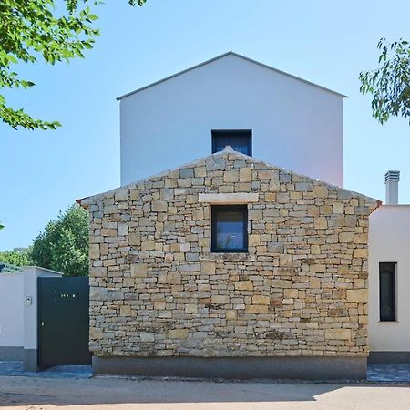 Villa Pura Vida With Pool And Whirlpool Near Umag Materada Exterior photo