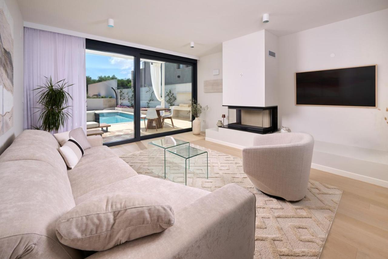 Villa Pura Vida With Pool And Whirlpool Near Umag Materada Exterior photo